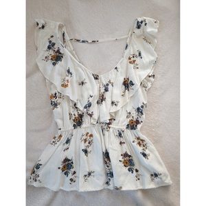 Abercrombie & Fitch Low Cut Ruffled Top